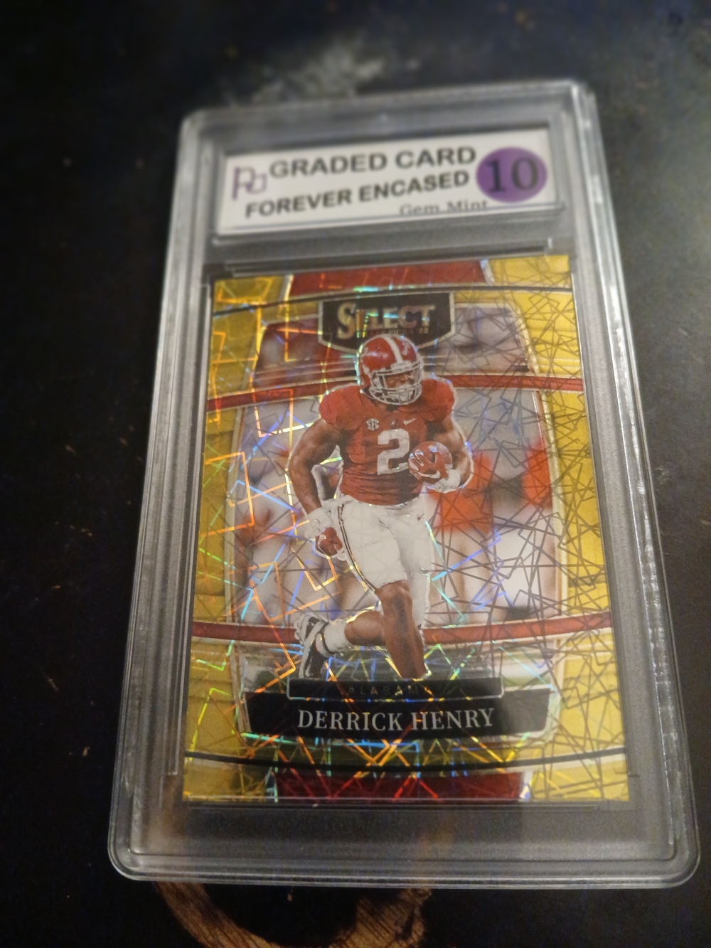 Select Derrick Henry Card – Gold Cracked Ice Refractor Gem Mint 10 Rare